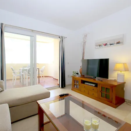 Mika Apartment *